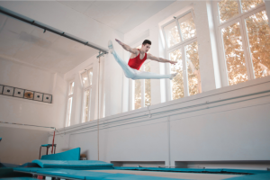 <font color="cb0000"><strong>Monday to Sunday Classes Available</strong></font>
<p>The philosophy of the trampoline program is to allow experienced athletes an alternative to artistic gymnastics (men’s or women’s) or the inexperienced athlete an opportunity to be introduced to the sport of gymnastics through trampoline. The structure of the program is simple, with interclub, provincial and national stream programs which are based solely on difficulty requirements. If the athlete has limited experience in trampoline, they will begin in the pre-competitive level. Trampoline Travel Team